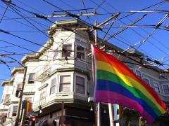 [Photo : Drapeau LGBT à Castro, San Francisco]