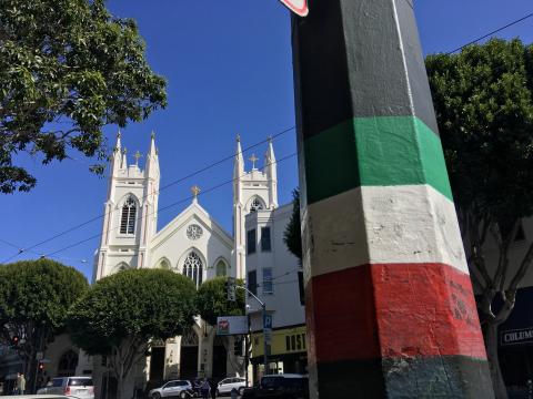 Drapeau italien dans le quartier de North Beach à San Francisco